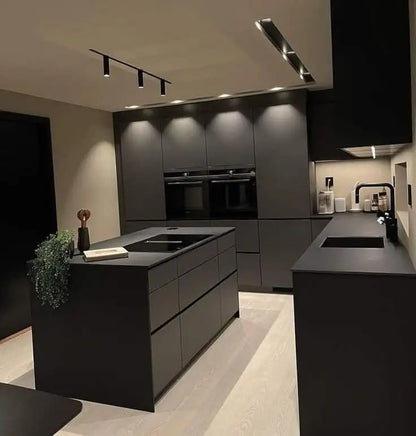 Custom High Quality Italian Luxury Design Furniture Cabinets with Island Kitchen Remodeling Custom Cabinets