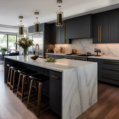 Custom High Quality Italian Luxury Design Furniture Cabinets with Island Kitchen Remodeling Custom Cabinets